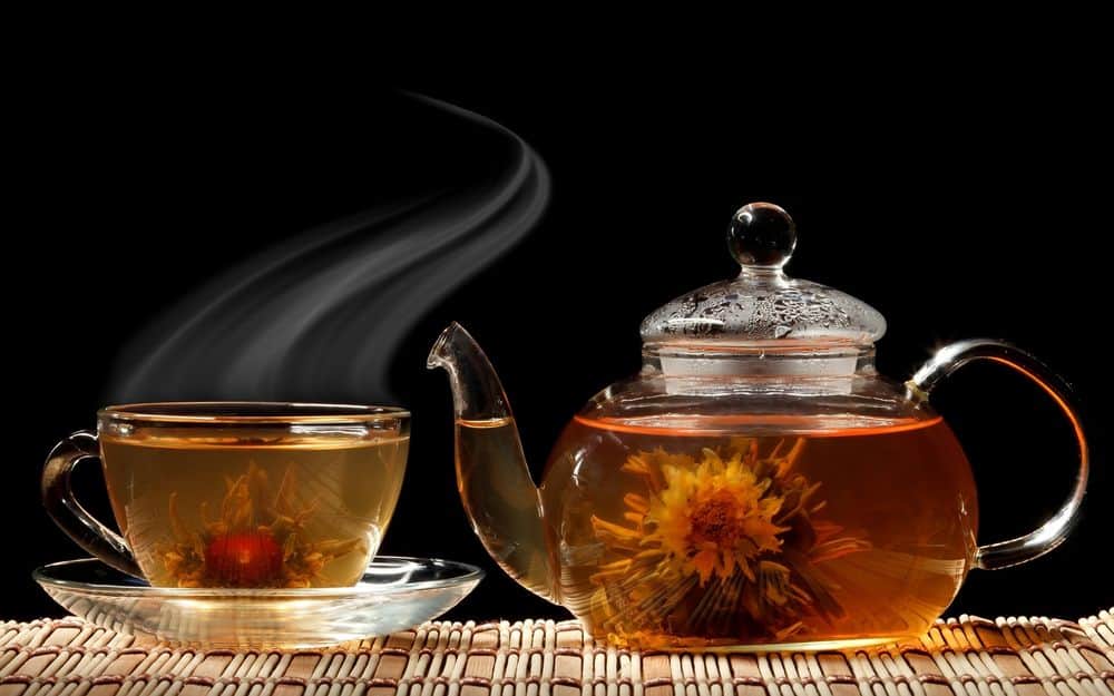 В Роспотребнадзоре рассказали, какой чай полезен, а какой лучше не пить