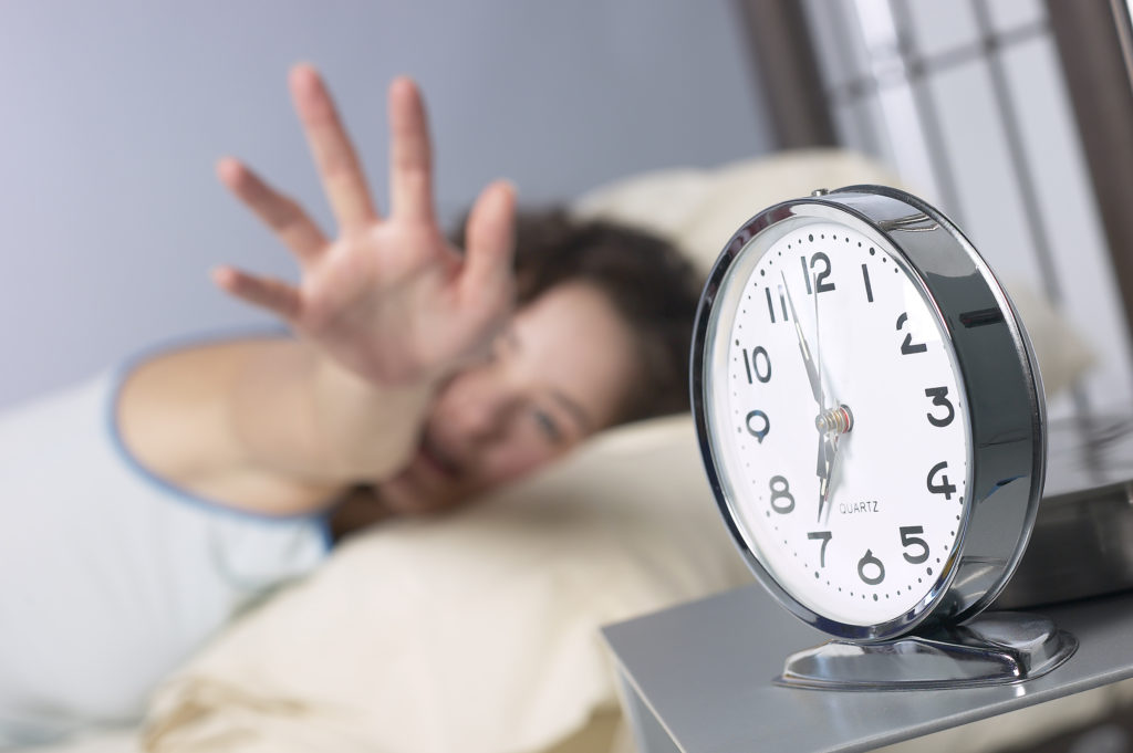Лёгкий подъем по утрам: 6 способов быстро проснуться