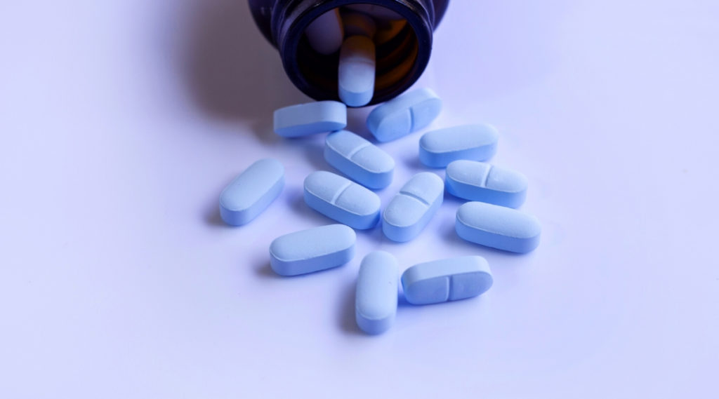 Лекарство от ВИЧ в 2020 году: следует ли становиться в очередь, или лучше купить препараты самостоятельно?