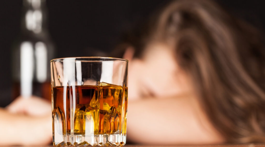 Алкоголь и его влияние на терапию гепатита С